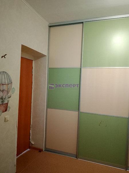 квартира, 54 кв.м., Революции ул., 190 квартира, 54 кв.м., Революции ул., 190