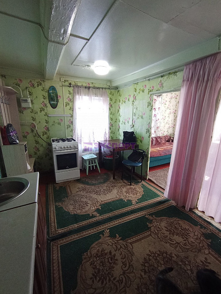дом, 30 кв.м., 8 Марта ул дом, 30 кв.м., 8 Марта ул